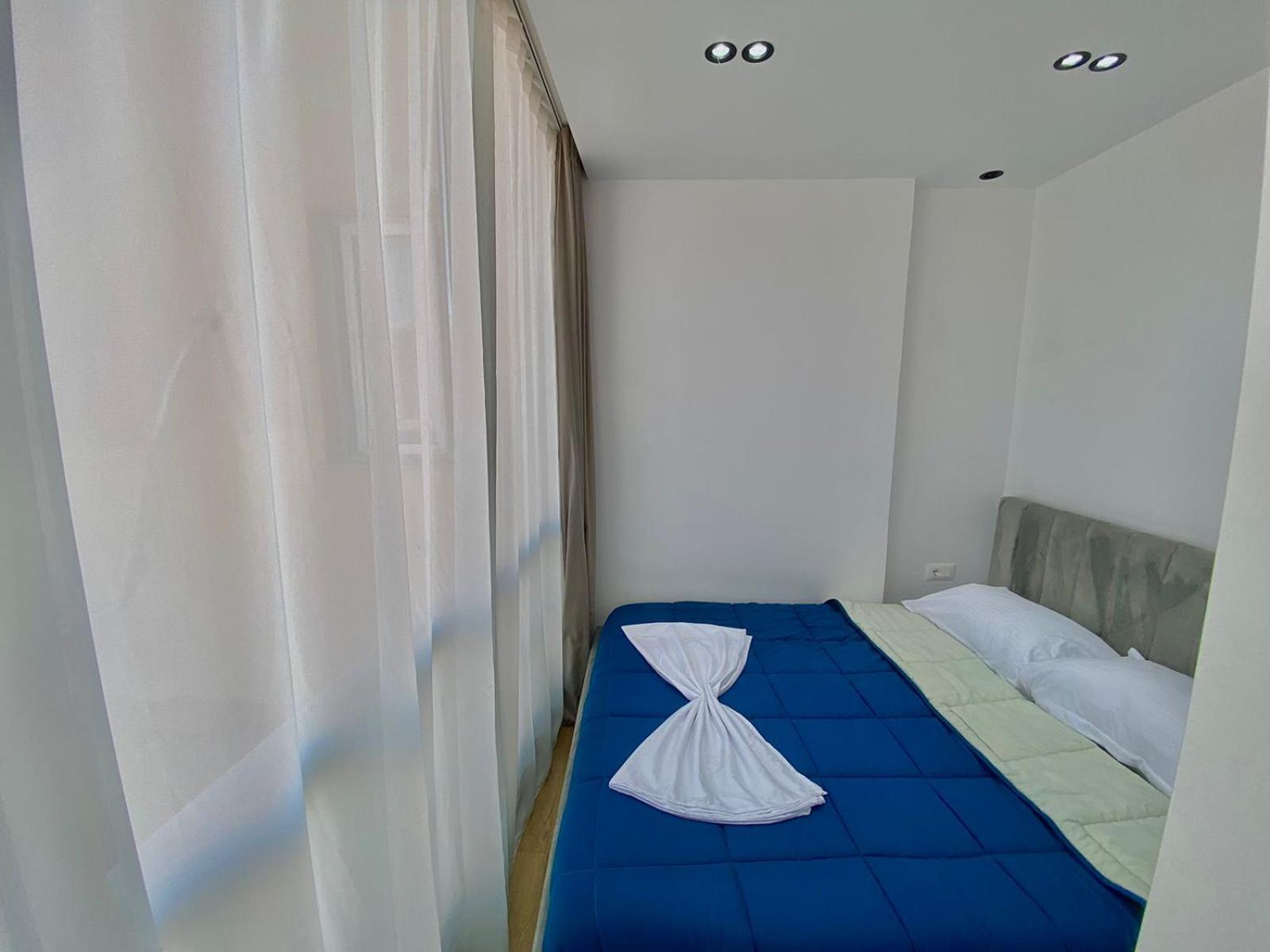 Mara Central Apartment 3 Тирана Екстер'єр фото