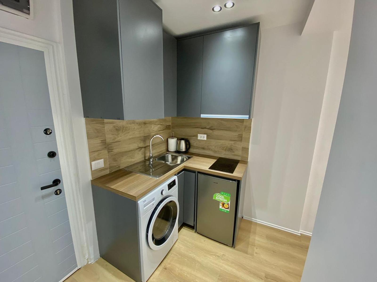 Mara Central Apartment 3 Тирана Екстер'єр фото