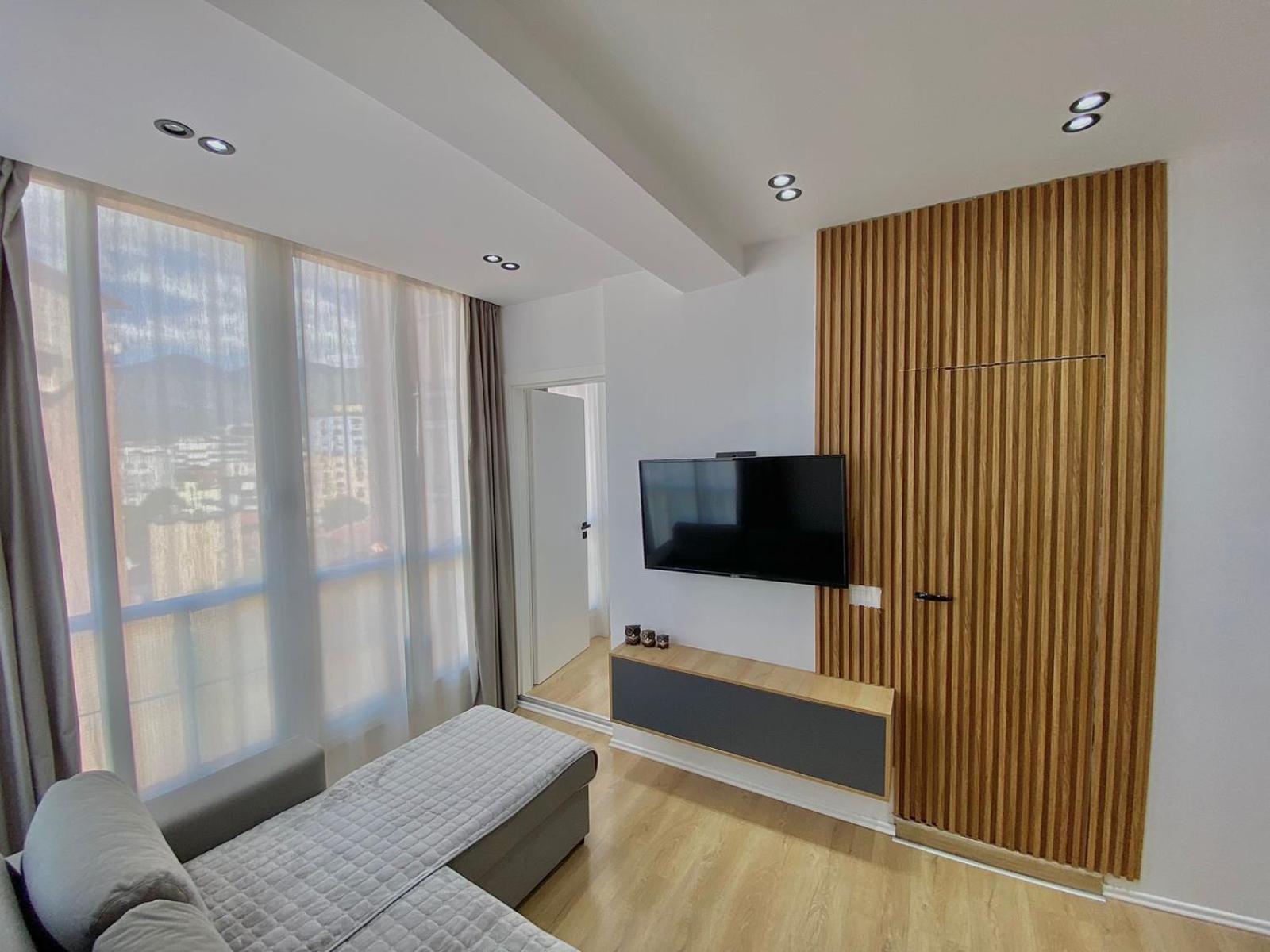 Mara Central Apartment 3 Тирана Екстер'єр фото